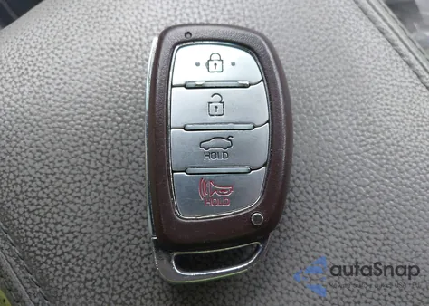 2018 Hyundai Elantra Limited из США, поврежденный, VIN 5NPD84LFXJH298675